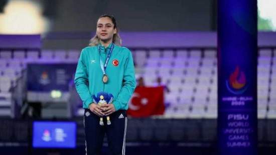 Milli Sporcumuz Sude Yaren Uzunçavdar Almanya’da Şampiyon Oldu 🥇🇹🇷