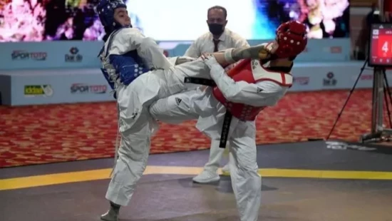 (FANATİK HABER) Taekwondo'da 3500 sporcu, Bulgaristan bileti için kıyasıya mücadele etti