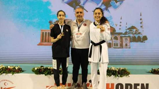 Sude Yaren Uzunçavdar ile kardeşi Sıla Irmak Uzunçavdar Turkish Open'da Şampiyon Oldu 🥇