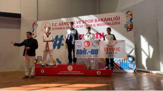 Muhammed Ömer Uzunçavdar İstanbul 🥉