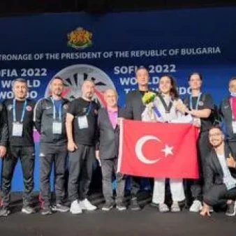 (AJANS SPOR) Milli Taekwondocu Sude Yaren Uzunçavdar Dünya Şampiyonu!